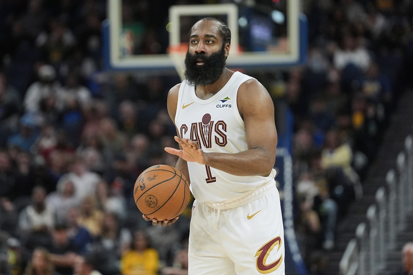 开云官网-骑士客战灰熊 哈登&amp;米切尔&amp;斯特鲁斯&amp;托布&amp;韦德&amp;泰森缺席比赛